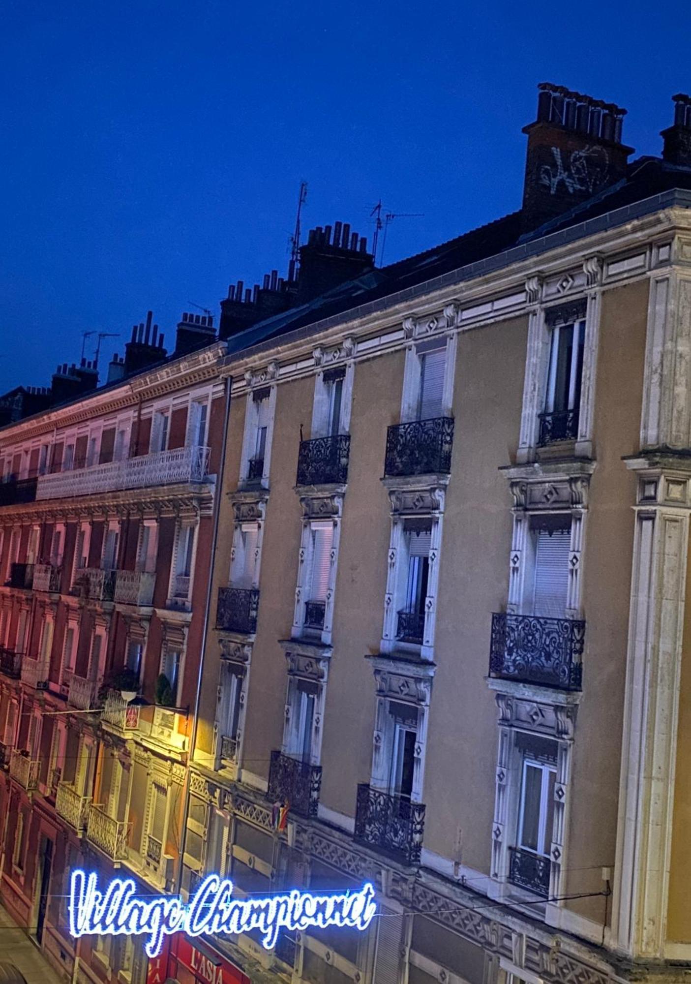 Le Condorcet. Charme Et Confort A Championnet Grenoble Buitenkant foto